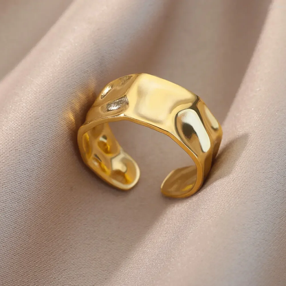 Anel Aurum