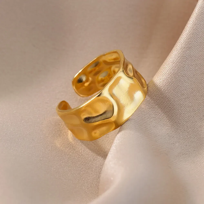 Anel Aurum